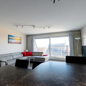 Apartment Huize Oesjoe, Bredene