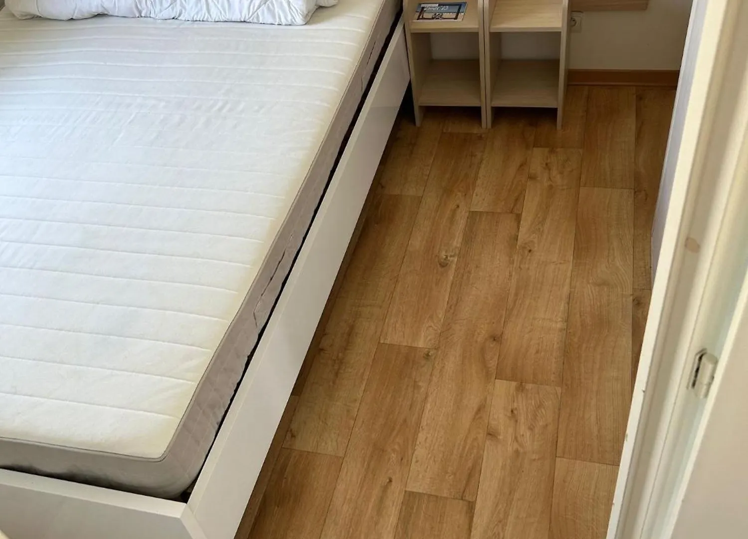 Luxueuze Stacaravan 4Pers Met Terras En Tuintje Bredene Hébergement de vacances